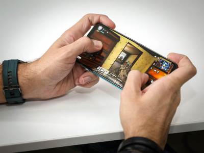  IZABRAN NAJBOLJI TELEFON NAJGORE GODINE: Ovo su vaši favoriti za 2020! 