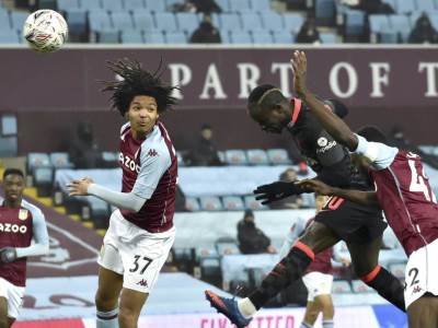  CRNI DANI U BRITANIJI, KORONA SVE JAČE UDARA PO FUDBALU: Hoće li Premijer liga izdržati ovaj udar pandemije? 