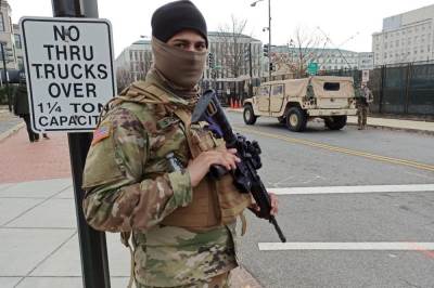  UHAPŠEN U VAŠINGTONU ZBOG KAMIONA SA ORUŽJEM: Prošao kroz kontrolni punkt sa lažnom propusnicom! 