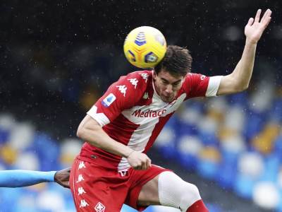  NAPOLI PONIŽAVAO FIORENTINU NA "MARADONI": Šest komada u mreži, Vlahović i Milenković doživeli DEBAK 