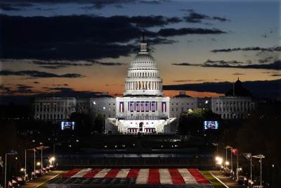  amerika o ustolicenju joanikija 