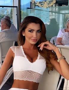  POZNATI FUDBALER JE OPSEDNUT ''LAKIM'' ŽENAMA: Pisalo se o njenoj aferi sa Kristijanom, a ona razotkrila Argentinca! 