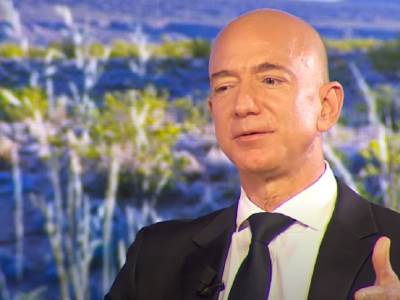 SKORO DUPLO BOGATIJI OD BEZOSA: Ovaj čovek je nadmašio sve u Americi! 