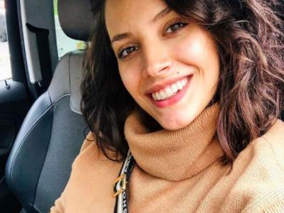  marina-cosic-se-porodila-oglasila-se-iz-porodilista. 