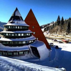  UPRSKOS OPSTRUKCIJAMA, Ski centar "Lokve" počeo da radi" 