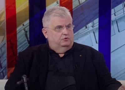  NENAD ČANAK SMRŠAO 33 KILOGRAMA, A PLANIRA DA SKINE UKUPNO 60: Pogledajte političara kako se PREPOLO 