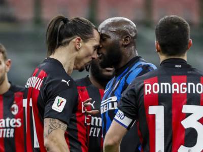  IBRA NAPRAVIO HAOS! PROVOCIRAO LUKAKUA, BELGIJANAC KRENUO NA NJEGA: Svi na terenu su morali da spriječe tuču! (VIDEO) 