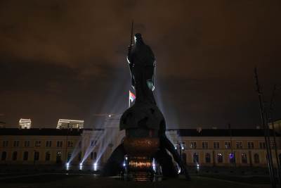  OTKRIVANJE SPOMENIKA STEFANU NEMANJI: Veliki broj građana došao da isprati svečanu ceremoniju u Beog 