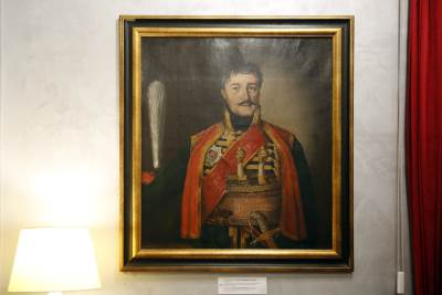  UKRALI KULTURNO BLAGO SRBIJE! OPLJAČKAN KARAĐORĐEV MUZEJ: Lopovi odneli i dve krune 