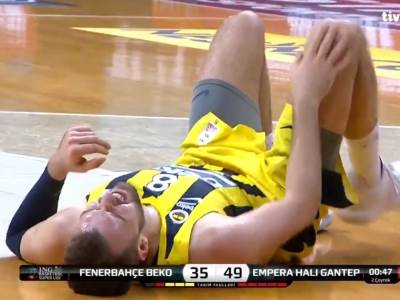  BOLNA GRIMASA I KRIK MARKA GUDURIĆA! Snimci bolne povrede stižu iz Istanbula, neće valjda i on (VIDEO) 