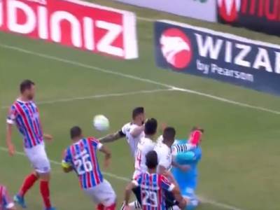  STRAŠNO! KOPAČKOM GA UDARIO PRAVO U LICE: Horor start u Brazilu, golmanu ostao OGROMAN ožiljak! (VIDEO) 