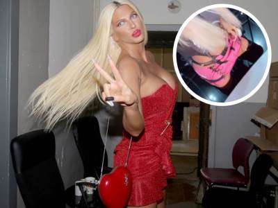  GO STOMAK I ULTRA KRATKI MINIĆ: JK PONOVO DOMINIRA! Vezala repiće, pa se snimala kako đuska (FOTO, VIDEO) 