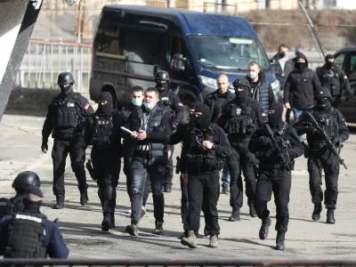  SPALJENO TIJELO U BLIZINI VELJINOG ŠTEKA: Policija "češlja" vikendicu u čijoj okolini je pronađen Delićev leš 