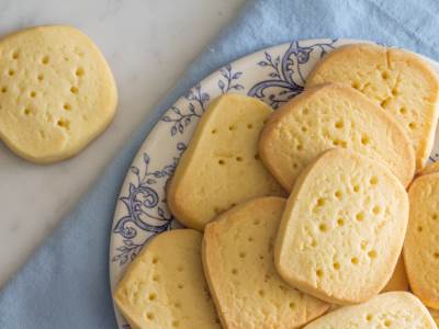  NAJJEFTINIJI SLATKIŠ IKADA: Čajni keksići od 3 sastojka koja već imate kod kuće 