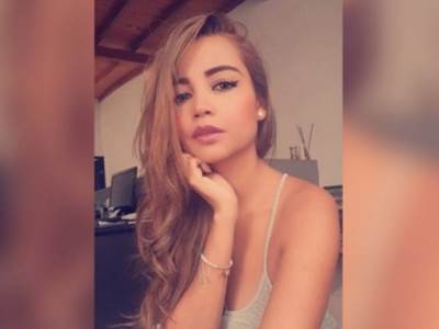  PROVELA 8 GODINA U MANASTIRU, PA POSTALA PORNO ZVIJEZDA: Sveštenik pokušao da je odgovori (FOTO) 