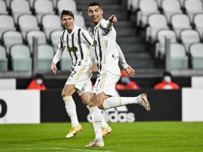  JUVE DERBIJE REŠAVA U SVOM STILU: Ronaldo ima 36 godina i 1 dan, ali ne prestaje da trese mreže! 