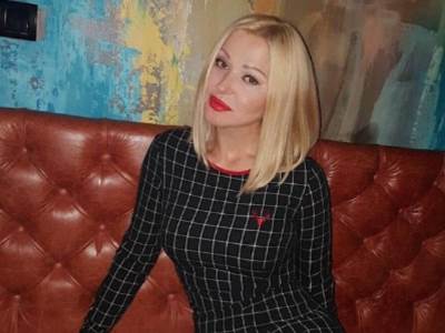  ĆERKA SANJE ĐORĐEVIĆ JE PRAVA LEPOTICA I DOKTOR NAUKA: Javna scena je ne zanima, a folkerka je ponosna (FOTO) 