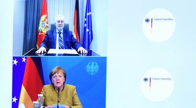  ANGELA MERKEL PORUČILA KRIVOKAPIĆU: Njemačka ostaje pouzdan partner Crnoj Gori na putu evropskih integracija 