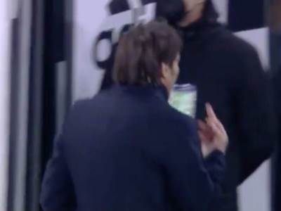  KONTE POKAZAO SREDNJI PRST PREDSJEDNIKU JUVENTUSA, PRŠTALE UVREDE: Nekada zajedno osvajali trofeje,  