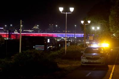  KORONA ŽURKA NA NOVOM BEOGRADU, GOSTI NAPALI POLICIJU: Više od 600 ljudi kršilo mere, napadači uhapš 