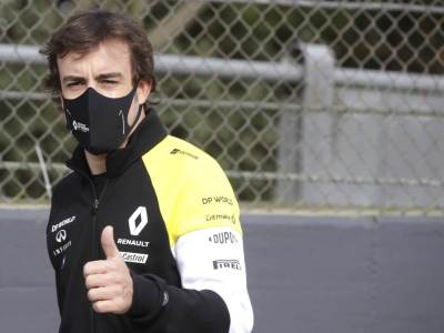  AUTOMOBIL MU SLOMIO VILICU, ALI BRZO ĆE ZA VOLAN: Slavni as Formule 1 izašao iz bolnice! 