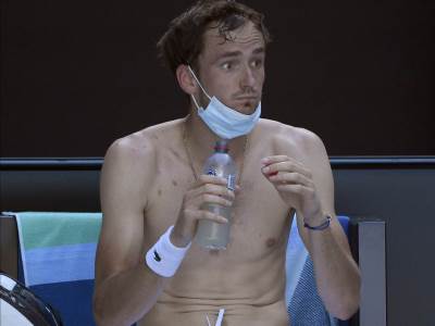  NOVAČE, VEĆA OPASNOST OD NADALA JE RUS: Niko ne može da ga zaustavi, pobedio je 19. put ZAREDOM! 