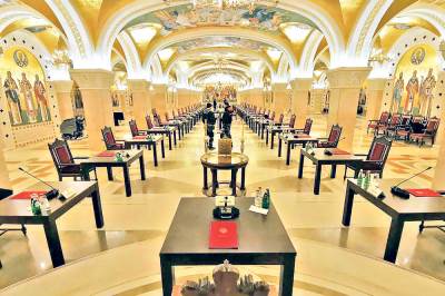  GLASANJE ZA PATRIJARHA U 18.30, VEČERA U PATRIJARŠIJI ZAKAZANA ZA 19 ČASOVA! 