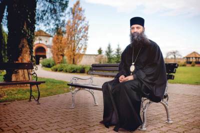  PATRIJARH POMIRITELJ: Porfirije govori četiri jezika, doktorirao je u Atini, a u vojsci je uveo svešteničku službu 