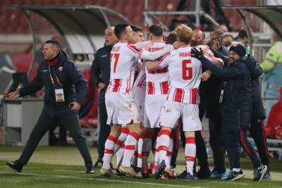  ZVEZDA JE TIM ZA SERIJU B! Italijanski novinar otpisao crveno-bele - ''Drugoligaška ekipa!'' 