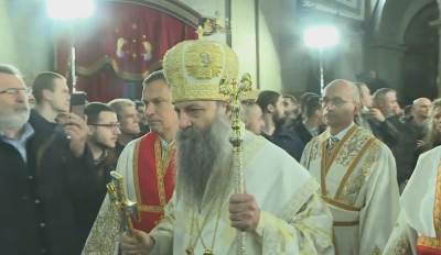   Počela liturgija u Sabornoj crkvi, patrijarh Porfirije blagoslovio prisutne  