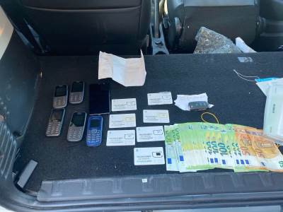  NASTAVAK AKCIJE ZAMKA! Pretresom pronađeni telefoni i novac 