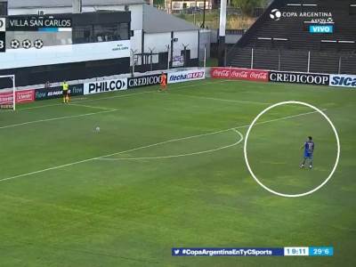  NIKO NIJE ČUO ZA NJEGA DO OVOG PENALA: Zaleteo se 20 metara i izblamirao, sad svi pričaju o njemu! ( 