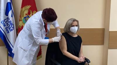  borovinic bojovic porucila gradjanima da se vakcinisu 