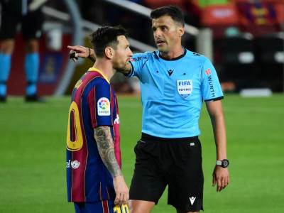  MILAN - ZVEZDA SUDI ČOVEK KOJI JE "SPASAO" ROSONERE: Da nije dosudio penal u 122, davno bi ispali iz 