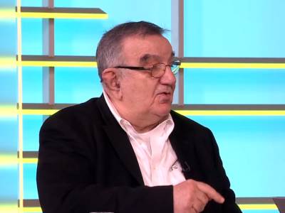  KAŠIKA MEDA, ILI RAKIJICA UZ KAFU PRE DORUČKA? Doktor Vojislav objasnio šta bi trebalo uzimati na pr 