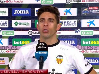   IGRAČ VALENSIJE PLAKAO PRED KAMEROM 