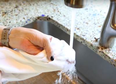  ISFLEKALI STE SE ČOKOLADOM? Većina ljudi odmah će napraviti 2 velike greške zbog kojih fleka ostaje, 