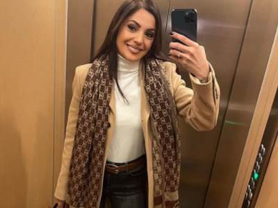  Nadica Ademov firmirana garderoba 