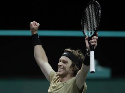  ATP ŠTITI FEDERERA - POBUNIO SE I "NOVI ĐOKOVIĆ": Igrači više neće da ćute na nepravde, dosta je bilo! 