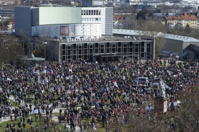 protest u njemackoj kontraprotesti desnicari  