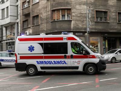  Auto udarilo mladića na karaburmi 