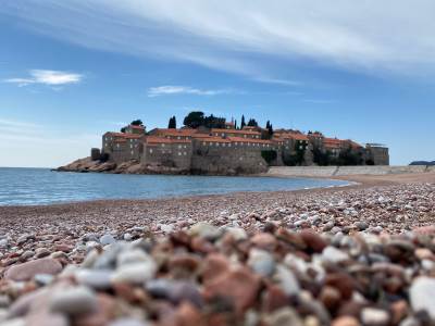  Rampa postavljena na Svetom Stefanu, mještani se bune 