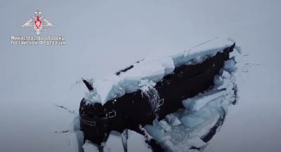  podmornica rusija antartik led 