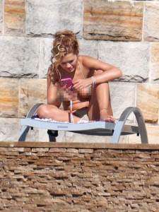  GDJE JE ZATEGNUTA GUZA I RAVAN STOMAK SA INSTAGRAMA RITA ORA 