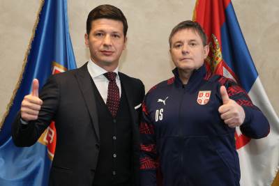  pantela na čelu fss fotelja piksi sa klupe 