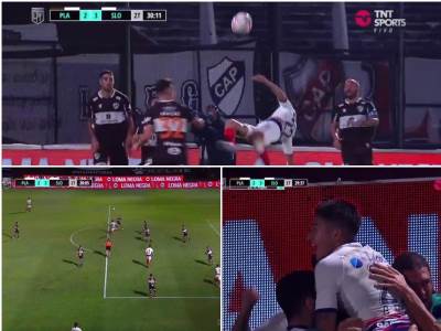  GOL SA DRUGE PLANETE! SEVNULE MAKAZICE SA 16 METARA: Primio loptu na grudi, pa lobovao golmana 