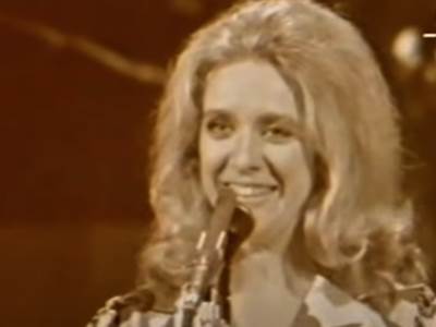  lola novakovic biografija 