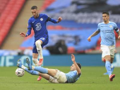  ČELSI PRESKOČIO SITI, BUDUĆI ŠAMPIONI NEĆE UZETI FA KUP: Sudija poništio gol plavcima 