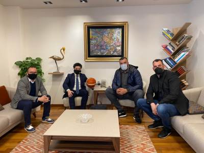  abazovic ugostio pekovica i radovica 