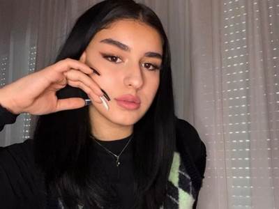  pjevacica zera informacije kako je postala poznata 